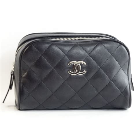 trousse chanel beauté|petite maroquinerie chanel.